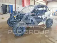 2023 Can-AM Sidebyside фото