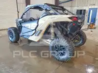 2023 Can-AM Sidebyside фото