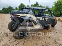 2023 Can-AM Sidebyside фото