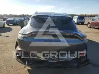 2023 Aston Martin DBX фото