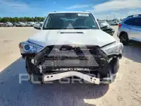 2023 Toyota 4 RUNNER photo