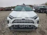 2023 Toyota RAV4 фото