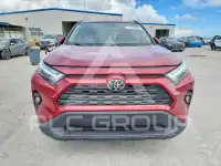 2023 Toyota RAV4 фото
