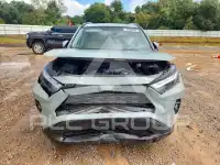 2023 Toyota RAV4 фото