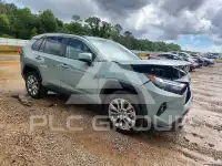 2023 Toyota RAV4 фото