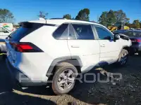 2023 Toyota RAV4 фото