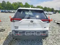2023 Toyota RAV4 фото