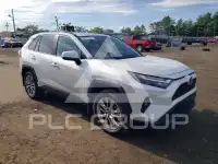 2023 Toyota RAV4 фото