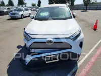 2023 Toyota RAV4 фото