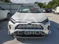 2023 Toyota RAV4 фото