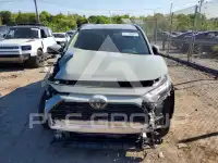 2023 Toyota RAV4 фото