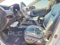 2023 Toyota RAV4 фото