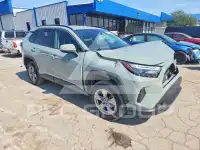2023 Toyota RAV4 фото