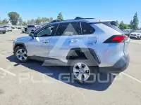 2023 Toyota RAV4 фото