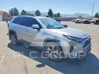 2023 Toyota RAV4 фото
