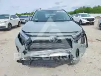 2023 Toyota RAV4 фото