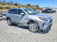 2023 Toyota RAV4 фото