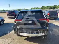 2023 Toyota RAV4 фото
