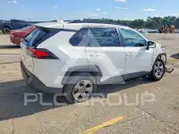 2023 Toyota RAV4 фото