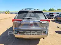 2023 Toyota RAV4 фото