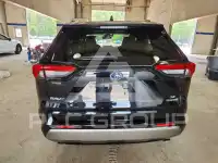 2023 Toyota RAV4 фото