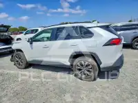 2023 Toyota RAV4 фото