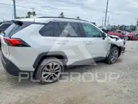 2023 Toyota RAV4 фото