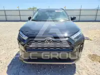 2023 Toyota RAV4 фото
