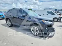 2023 Toyota RAV4 фото