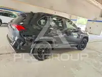 2023 Toyota RAV4 фото
