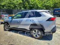 2023 Toyota RAV4 фото