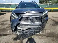 2023 Toyota RAV4 фото