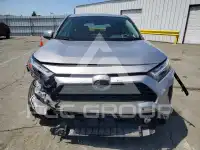2023 Toyota RAV4 фото