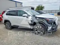2023 Toyota RAV4 фото