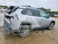 2023 Toyota RAV4 фото
