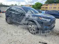 2023 Toyota RAV4 фото