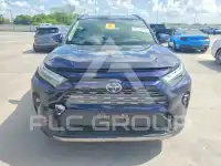 2023 Toyota RAV4 фото