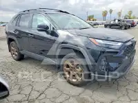 2023 Toyota RAV4 фото