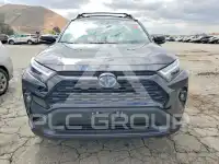 2023 Toyota RAV4 фото