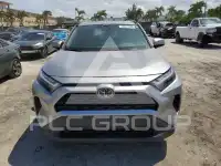 2023 Toyota RAV4 фото