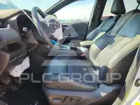 2023 Toyota RAV4 фото