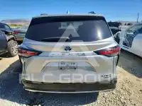 2023 Toyota SIENNA photo