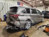 2023 Toyota SIENNA фото