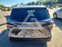 2023 Toyota SIENNA фото