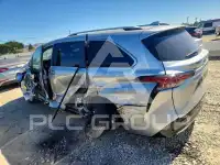 2023 Toyota SIENNA photo