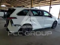 2023 Toyota SIENNA фото