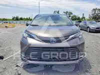 2023 Toyota SIENNA фото