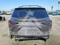 2023 Toyota SIENNA фото