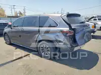 2023 Toyota SIENNA фото