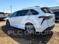 2023 Toyota SIENNA фото